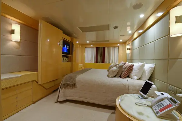 AMORE MIO 2 yacht photo