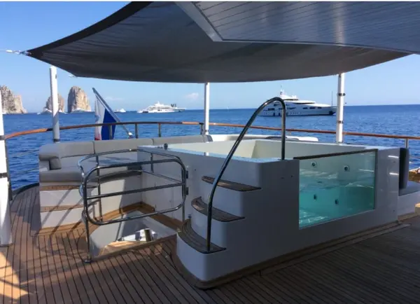 VOYAGER yacht photo