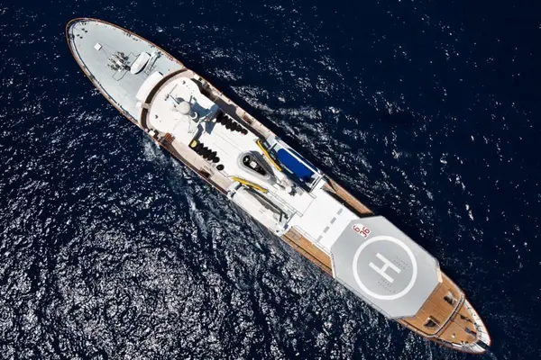 VOYAGER yacht photo