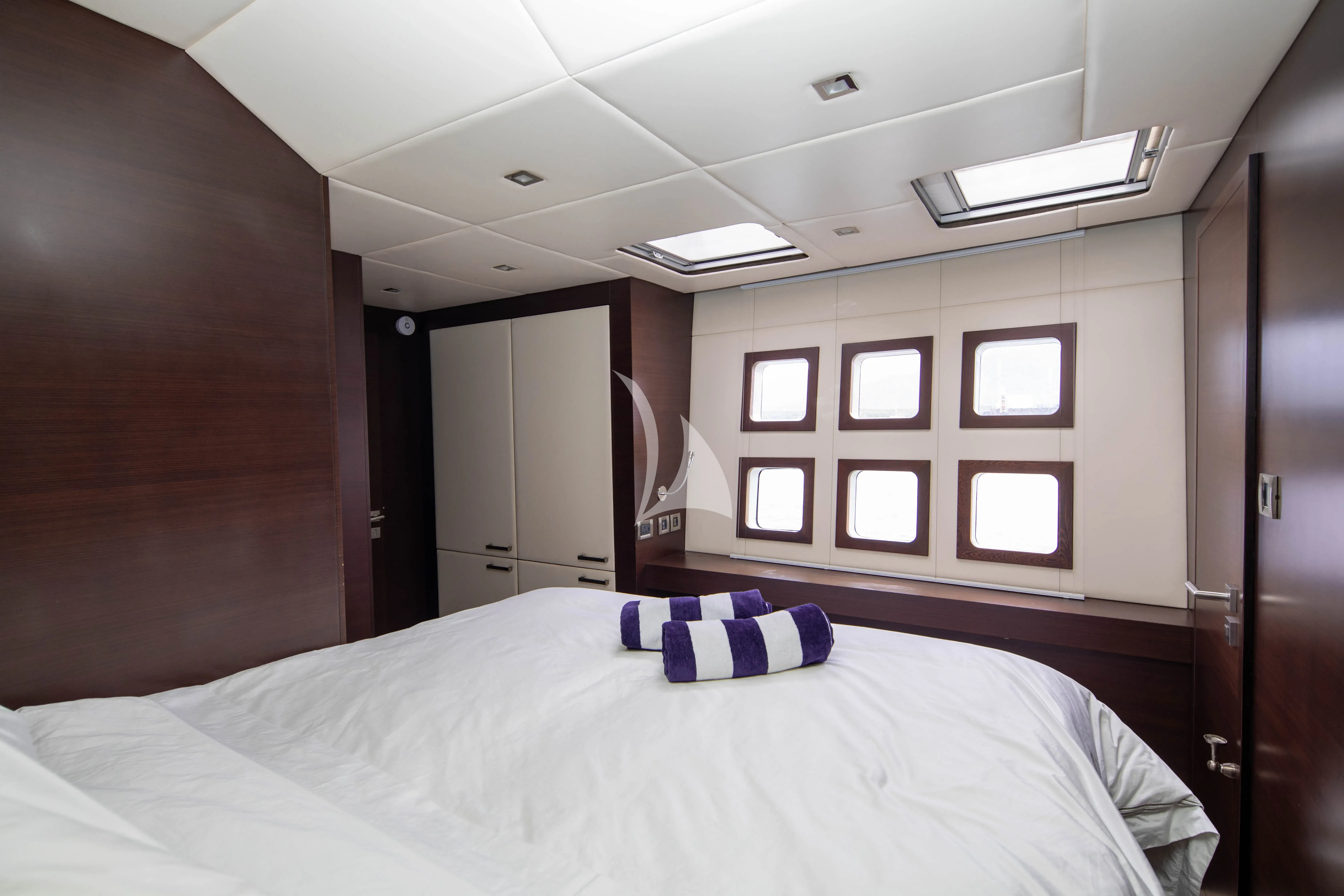 S/Y FENG - photo 7
