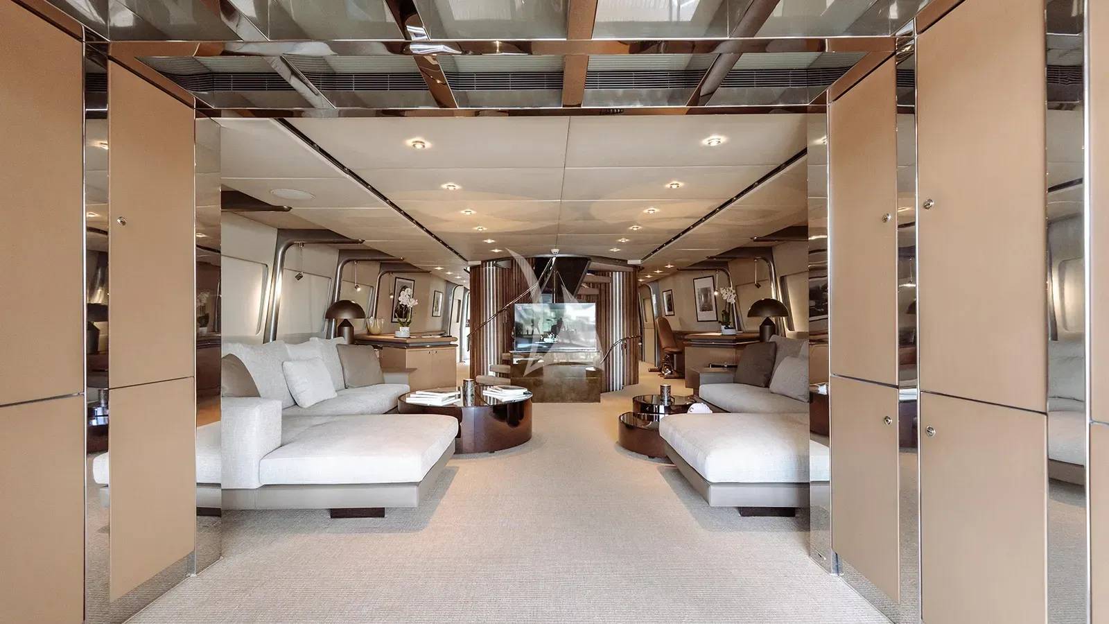 PANDION - interior 4