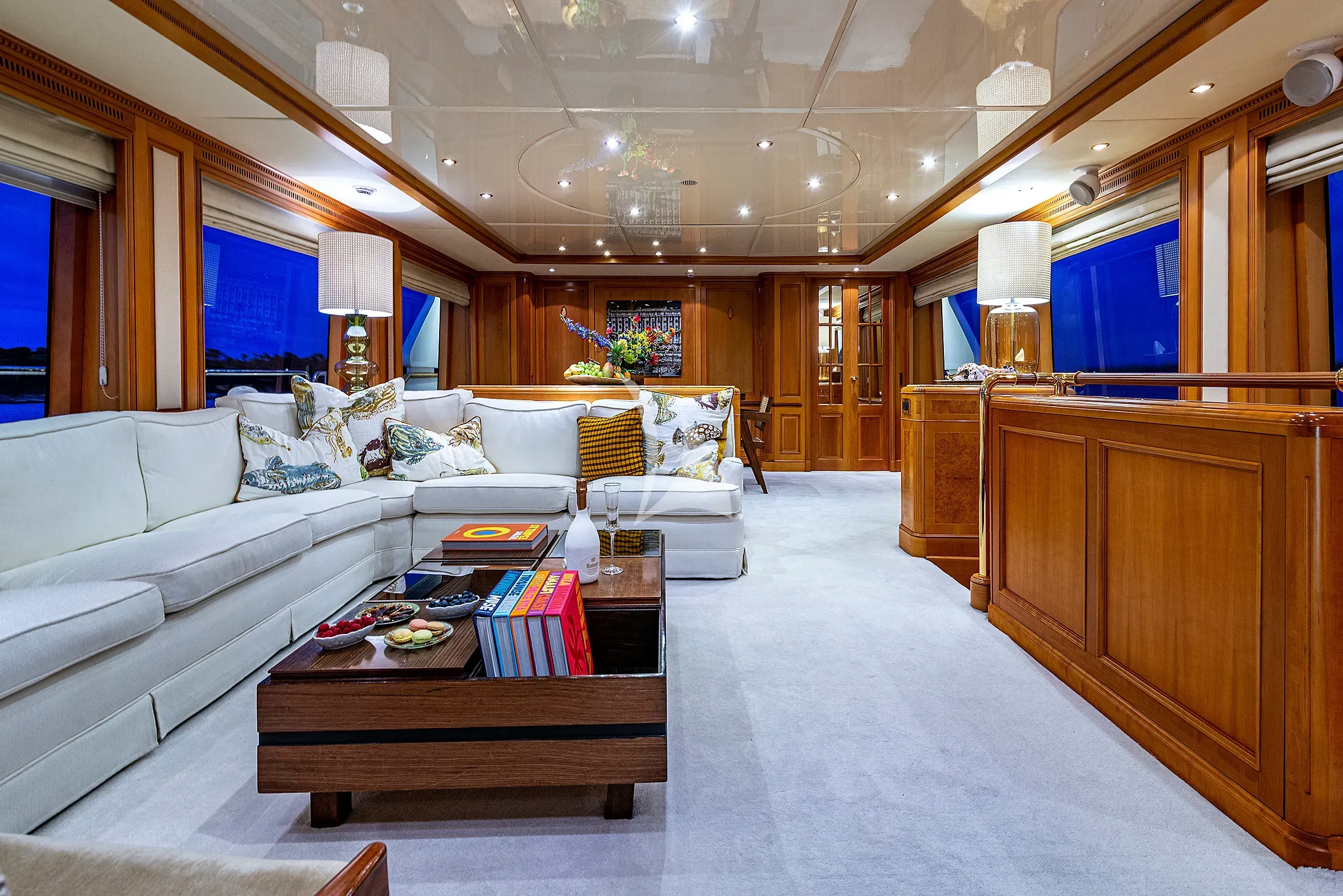 NEW STAR - interior 5