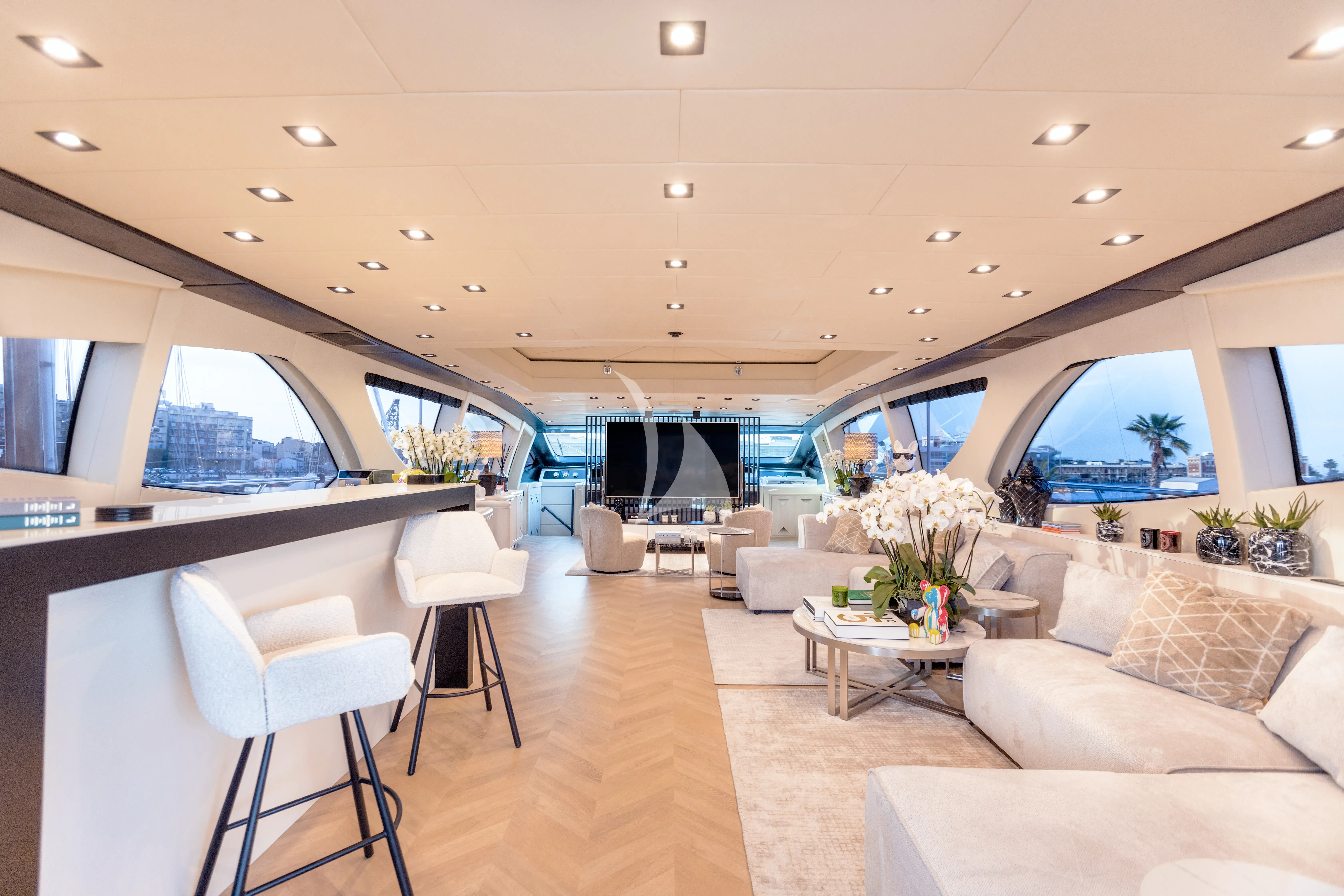 MRS GREY - interior 4