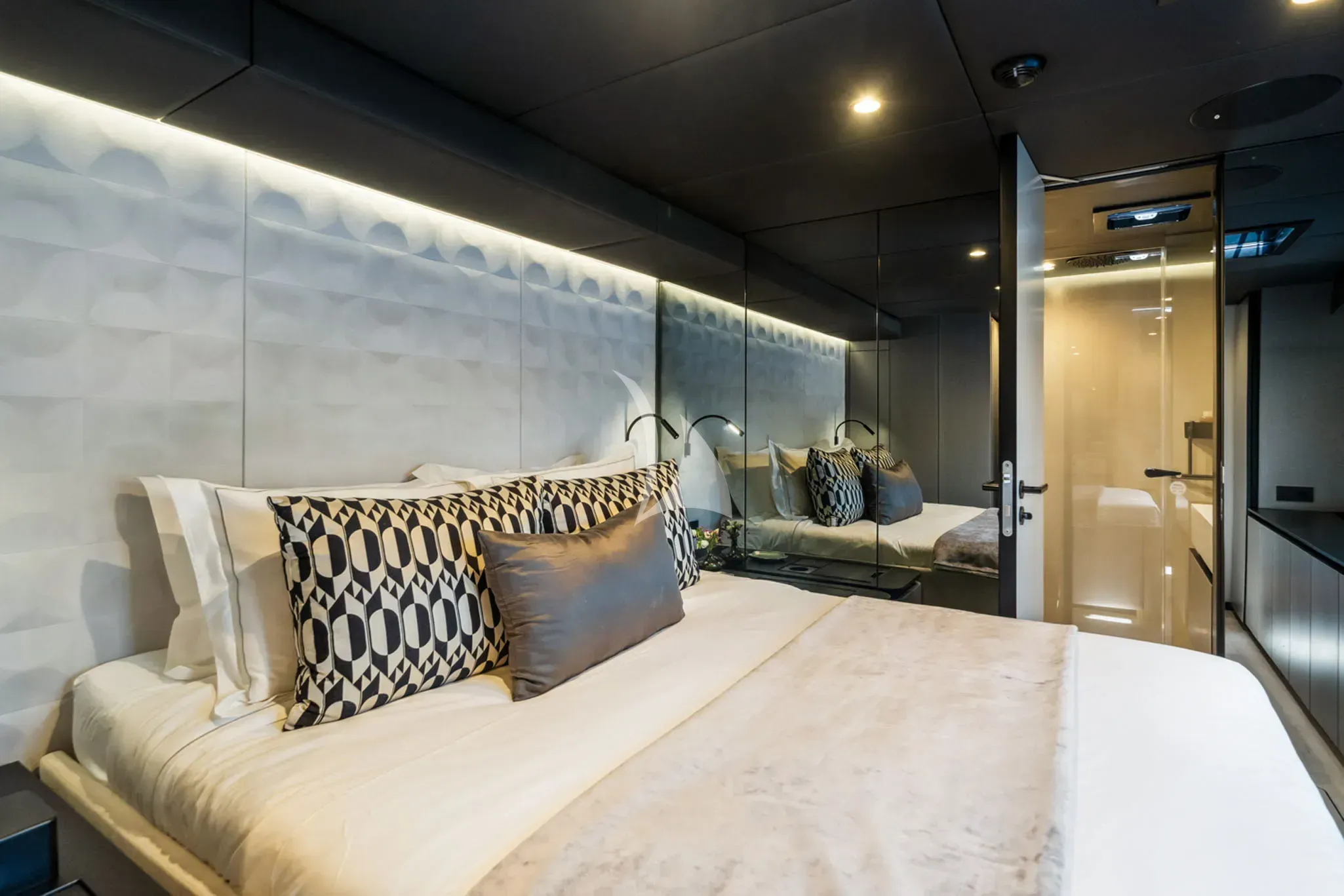 GRAYA - photo 11