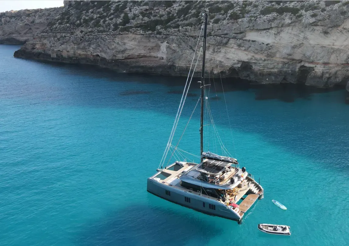 CALMA luxury yacht