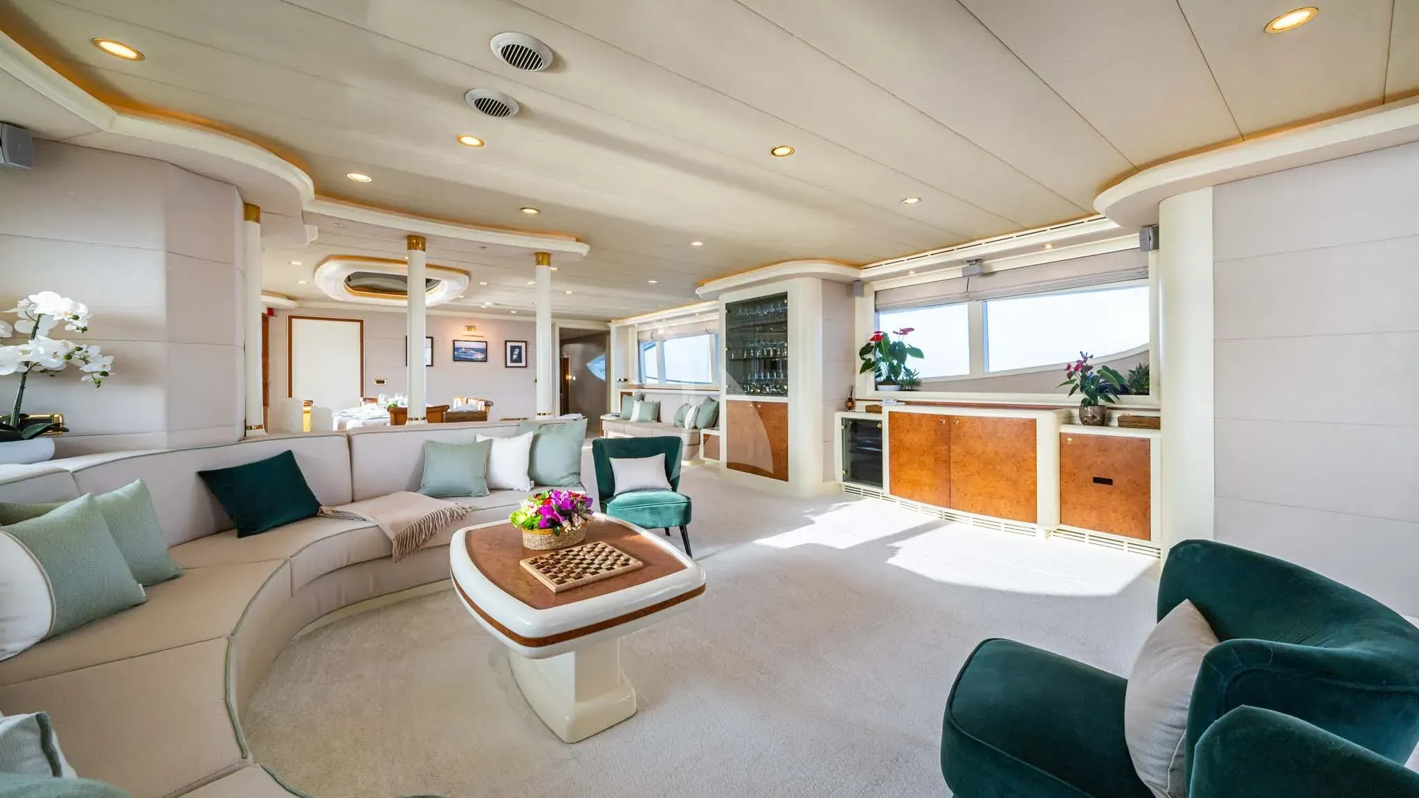 VIKING III - interior 5