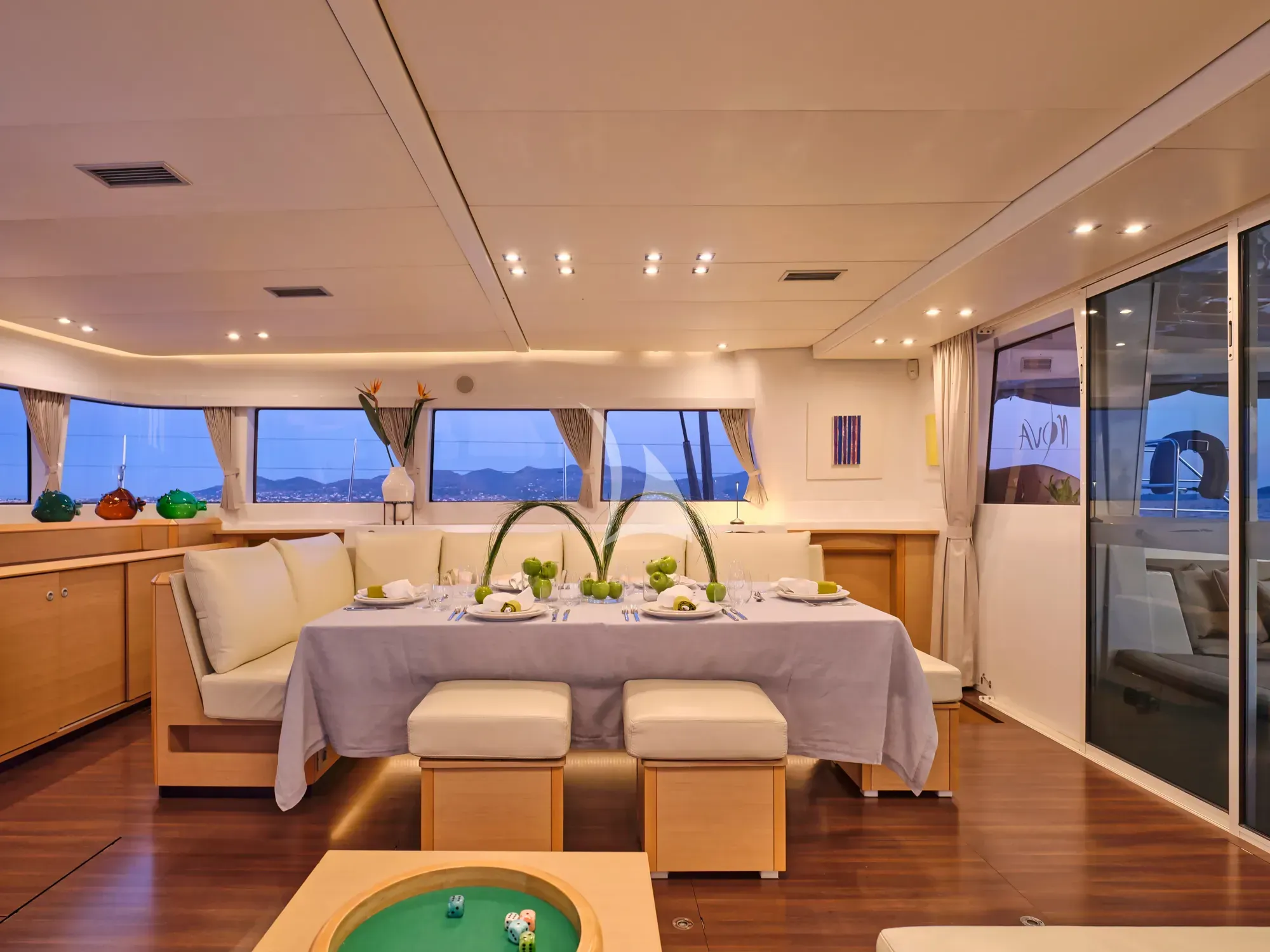 NOVA - interior 6