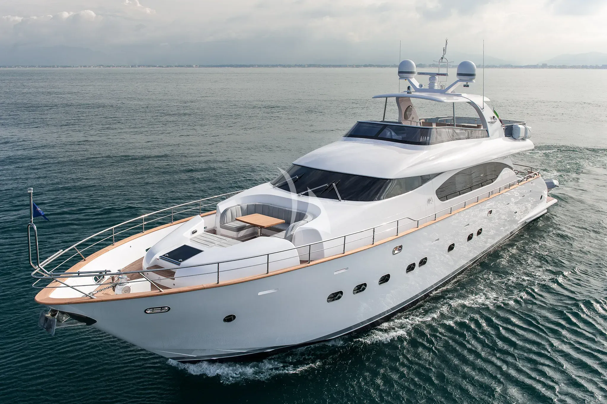 Miredo luxury yacht