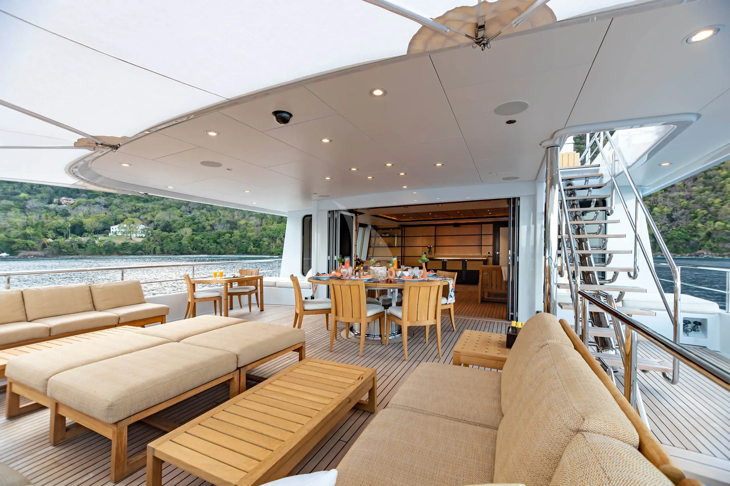 HARLE luxury yacht