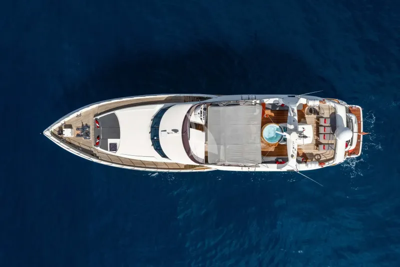 VIKING III - exterior 3