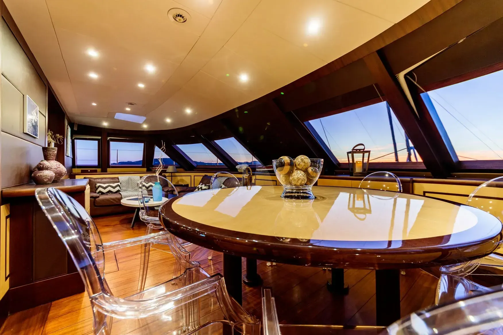 ALLURES - interior 5