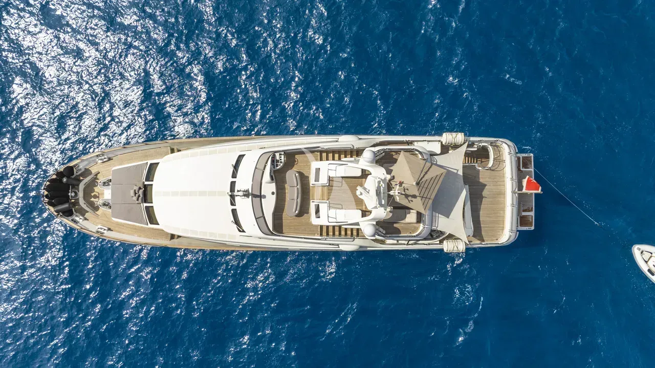 NEW STAR - exterior 2