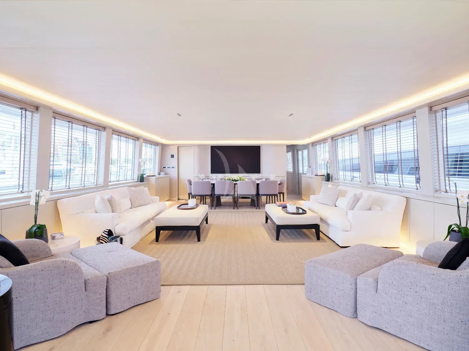 ENDLESS SUMMER - interior 4