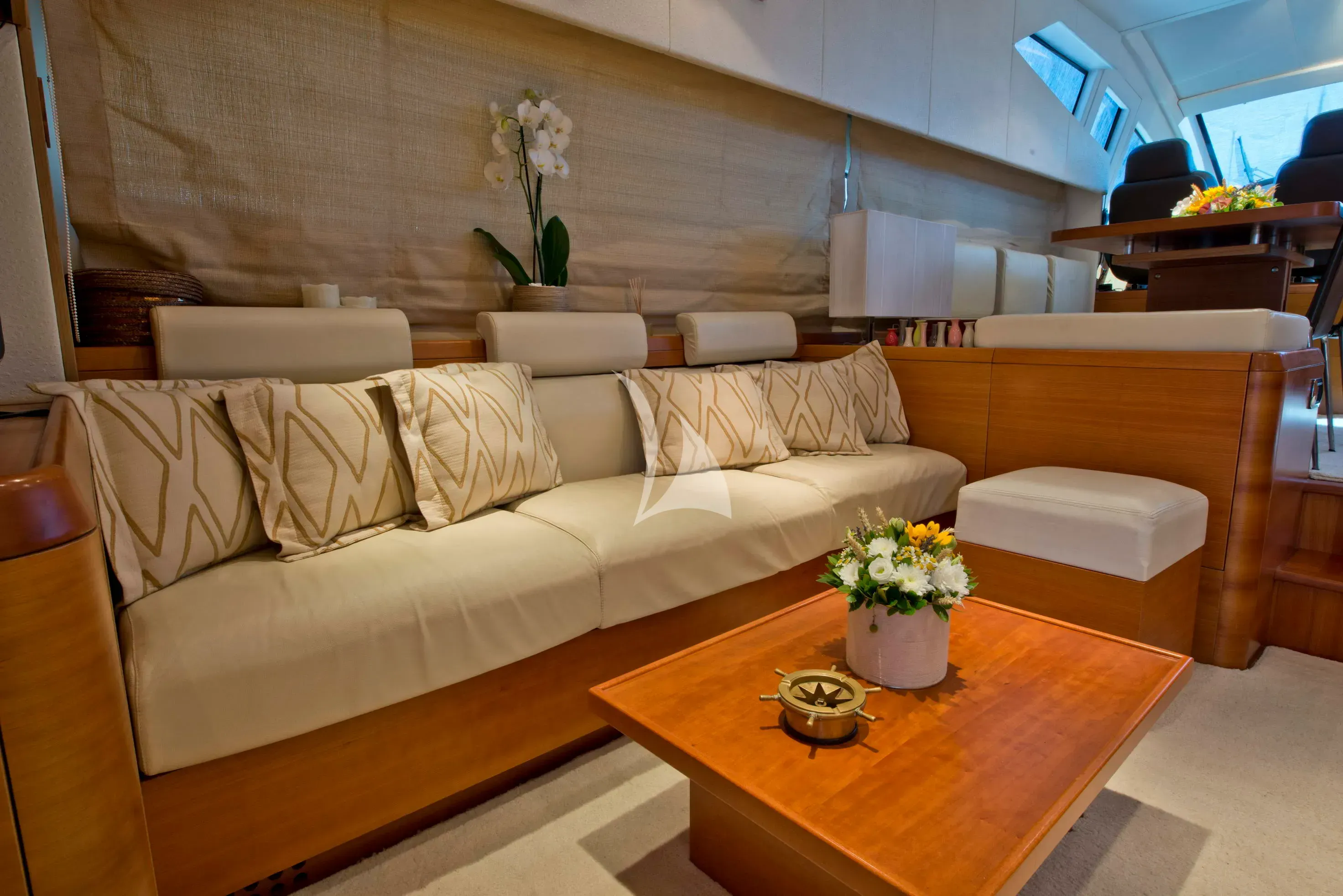 JULY - interior 6